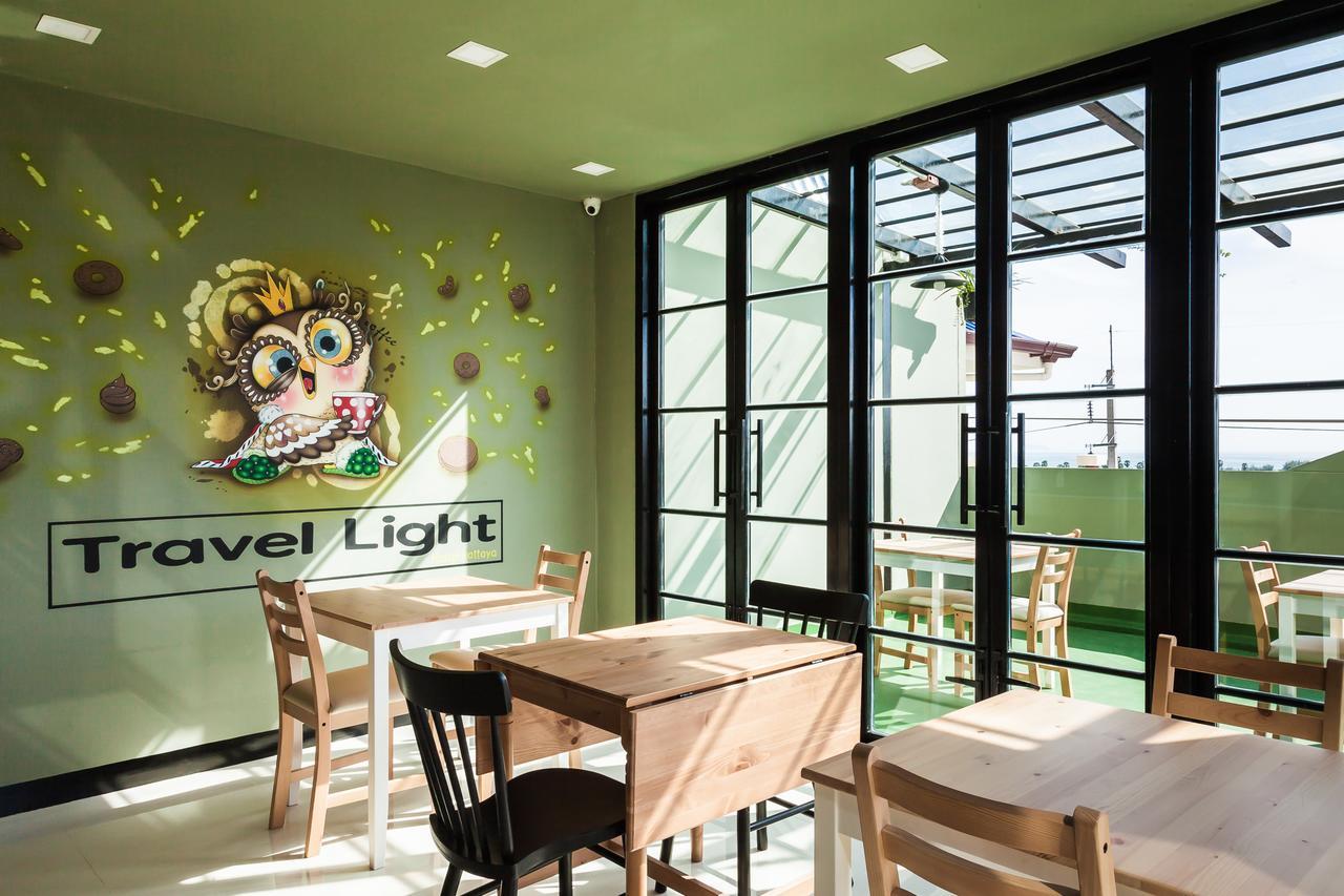 Travel Light Hostel Pattaya Exterior foto